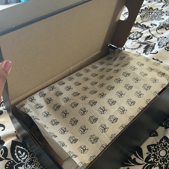 Nike Woman Air Force One - Picture 3 of 5